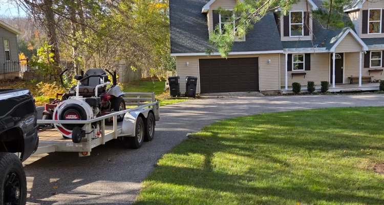 Equipment-MowerBlowerTrailerwHouse